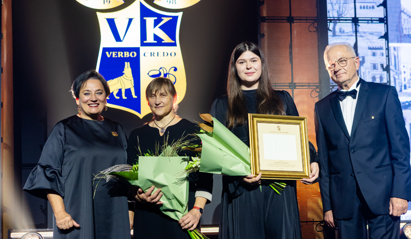Vilniaus klubas įteikė premiją VILNIUS TECH AF absolventei už mokslo darbą apie sostinę 